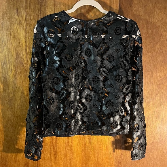 BISOU BISOU Faux Leather Black Floral Cut-Out Top Sz S - Picture 2 of 5